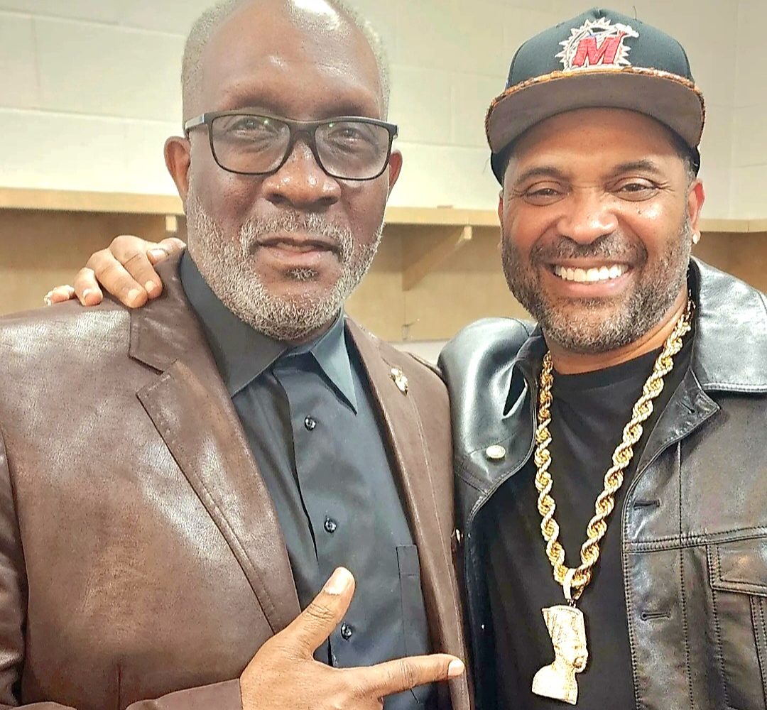 Screenshot_20231127_091053_Photos